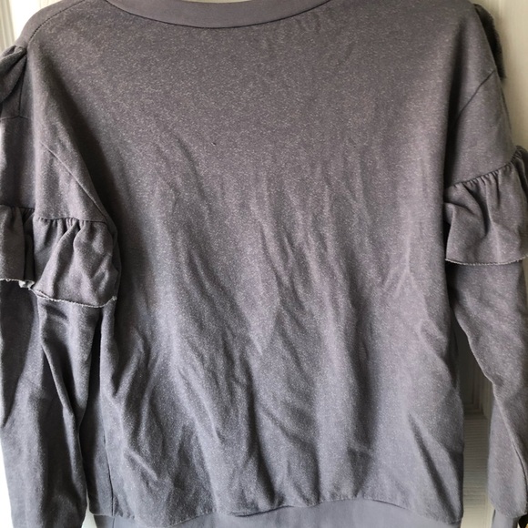 Grey ruffle crewnecks - Picture 4 of 4